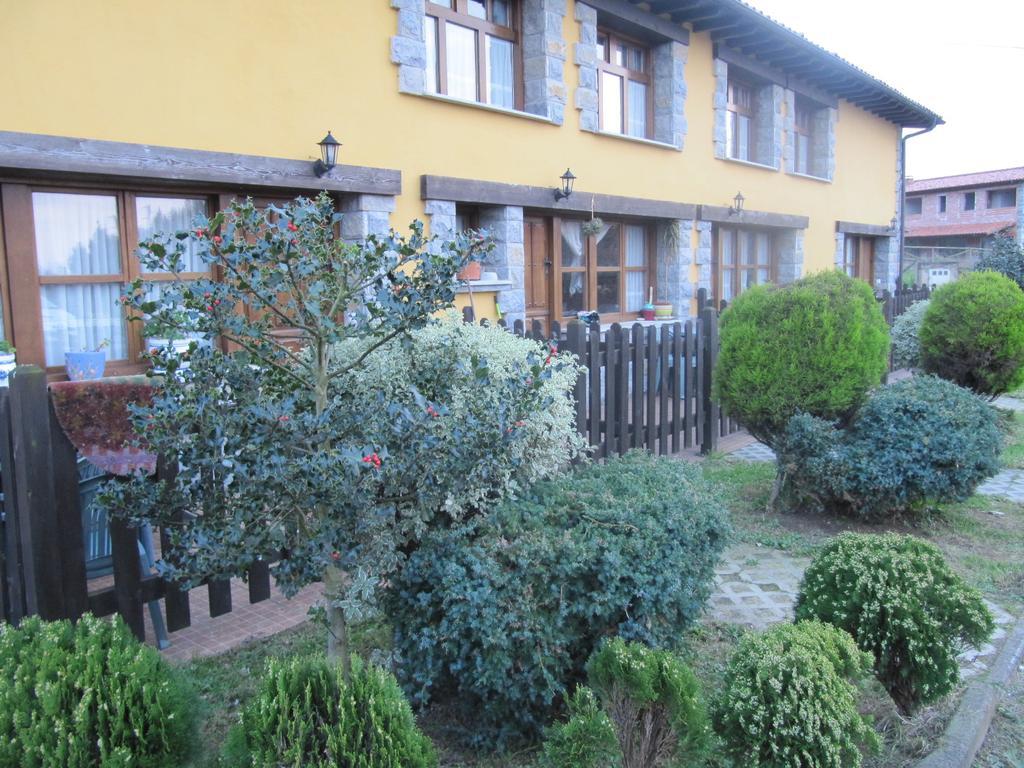 Pensión Mariaje Celorio  Exterior foto