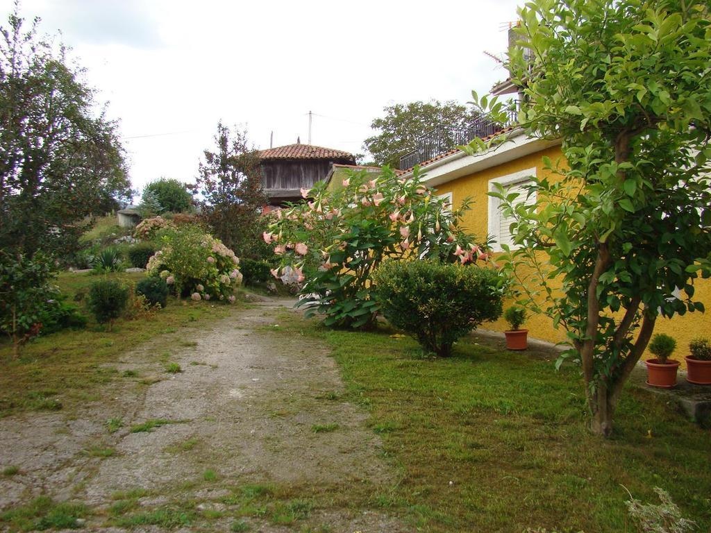 Pensión Mariaje Celorio  Exterior foto